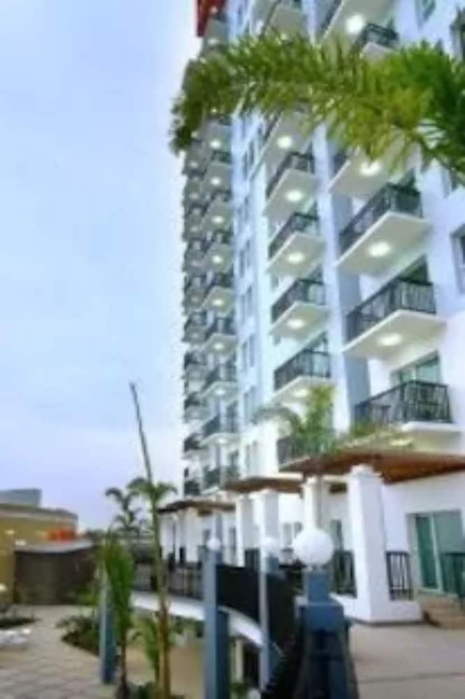 Marbella Suites Bandung Cimenyan Exteriér fotografie